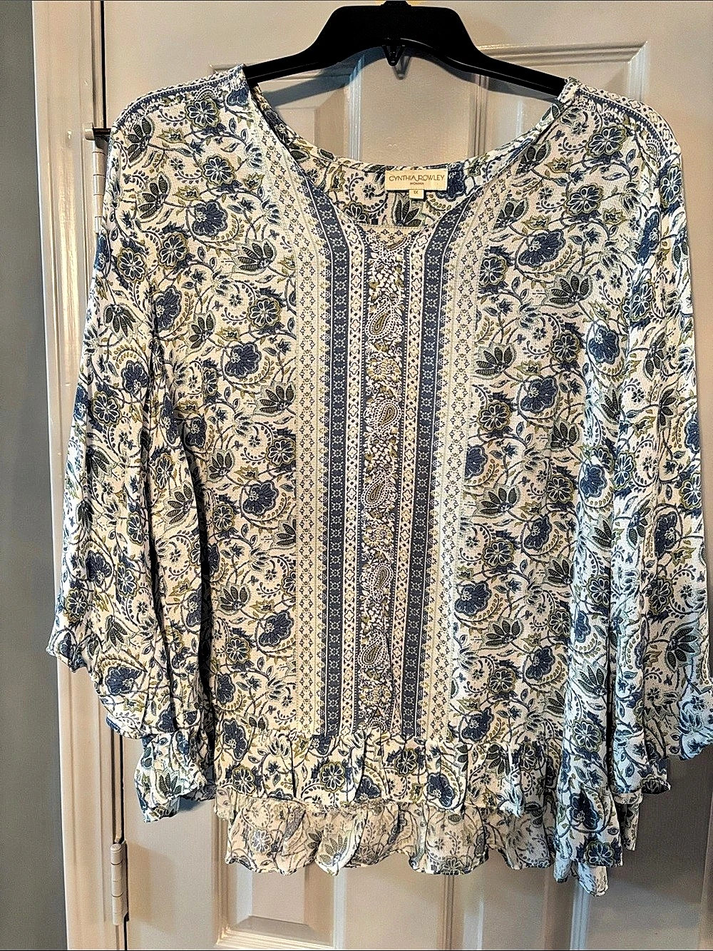 Cynthia Rowley Floral White V Neck Tunic with Blue Flowers